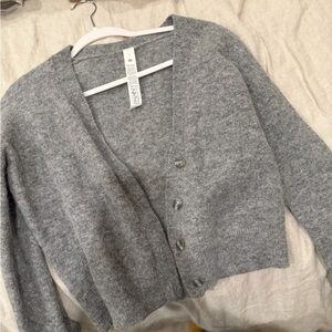 Lululemon Gray Women's V‑Neck Button Cardigan Sweater